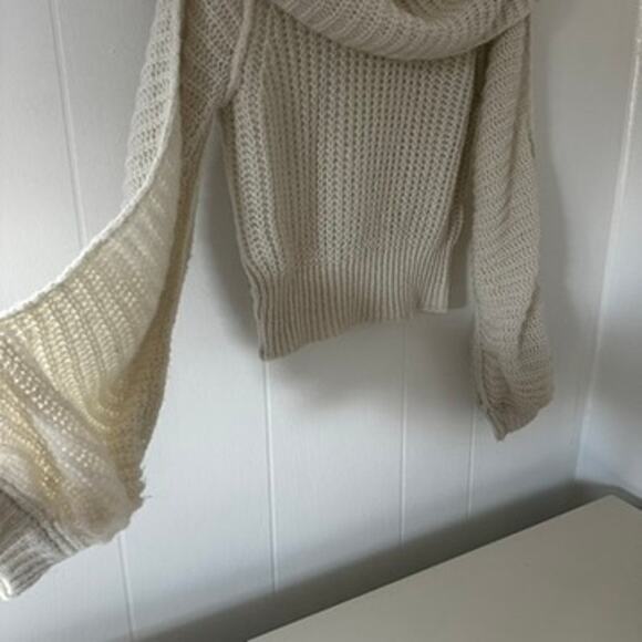 Free People Cowl Neck Turtle Neck Ivory Soft Sweater - Picture 3 of 13